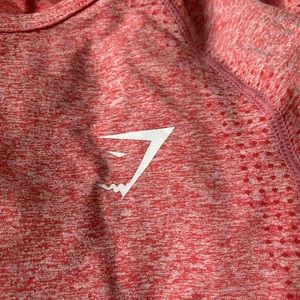 Gymshark coped top pink size M